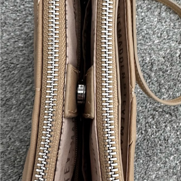 Steve madden bmoana-quilted-crossbody-bag In sandstorm Adjustable - Picture 3 of 11